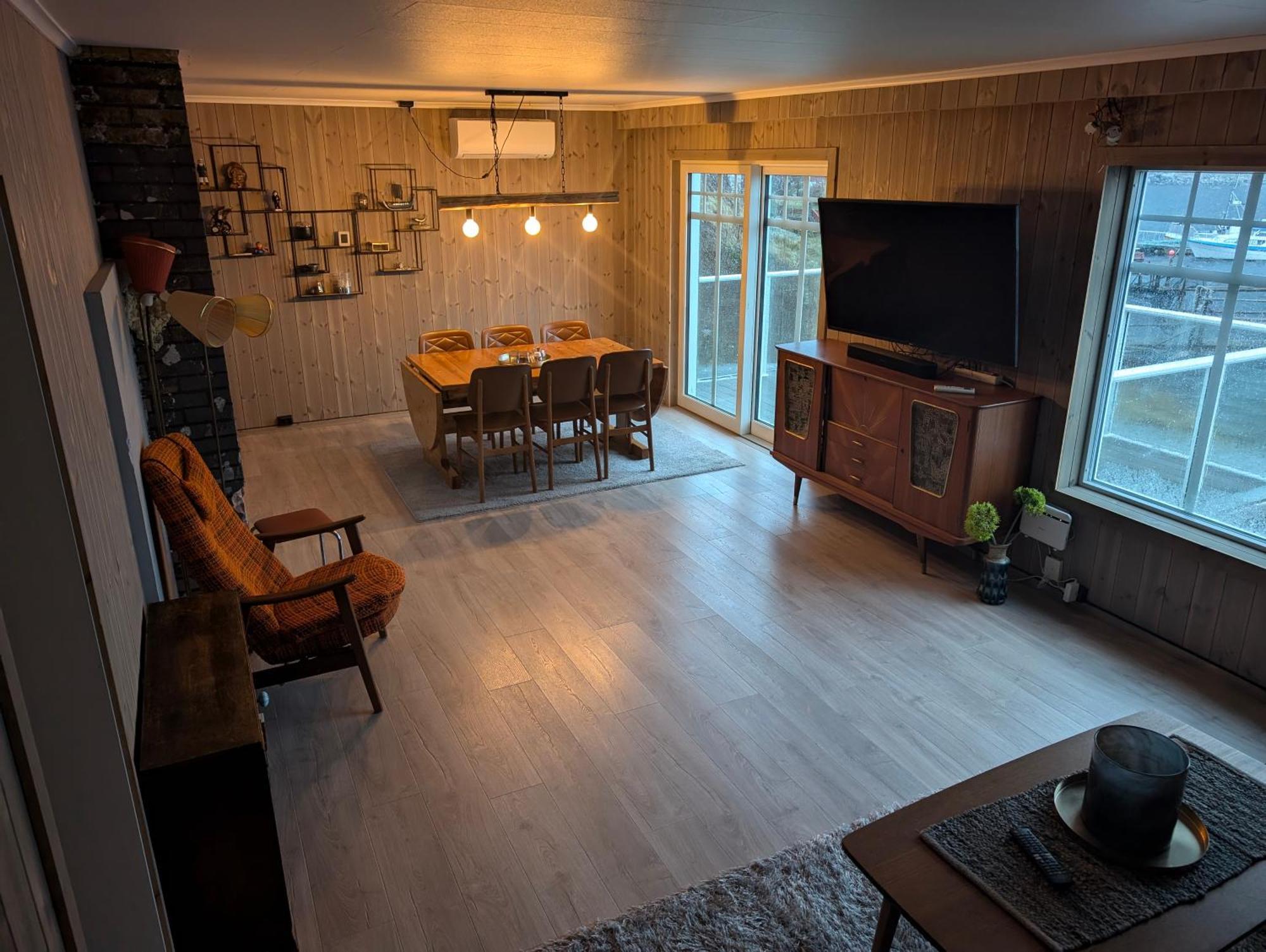 Reine Retro Villa - Cozy Villa With A Fantastic View Zewnętrze zdjęcie
